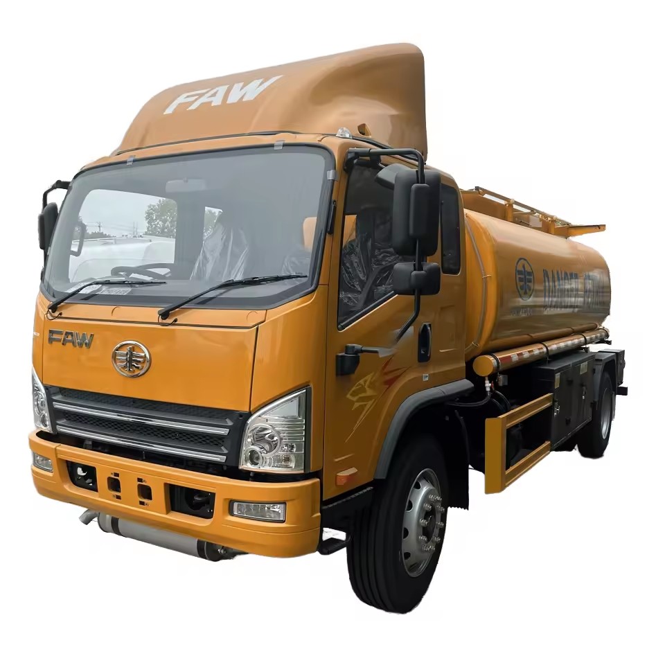 FAW4x2 10000L Trak Tangki Bahan Api