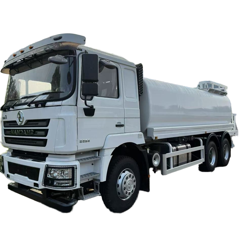 SHACMAN F3000 6x4 Penyemprot Air Diesel Baru Dengan Kapasiti 20000-25000 Liter Menampilkan Motor Enj