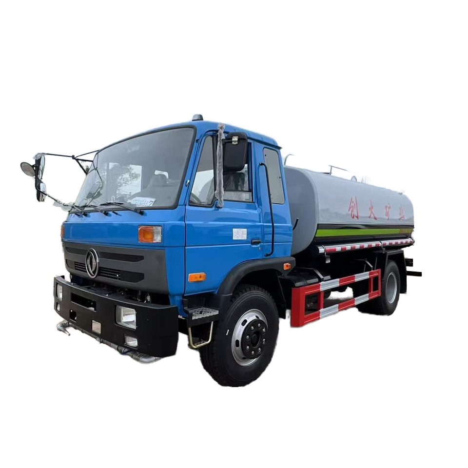 Truk Air Bahan Bakar Diesel 4x2 Baru Dengan 4 Roda Untuk Pengangkutan Air Dan Tangki Air Minum