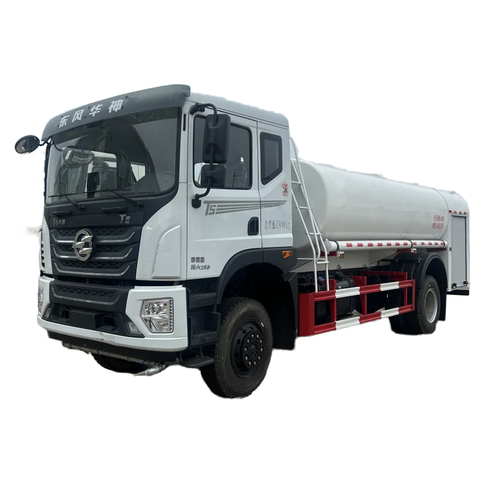 Kos Kilang DF 4x2 RHD Truk Pembersihan Jalan Dengan Komponen Keluli Tahan Karat Pam Bahan Bakar Dies