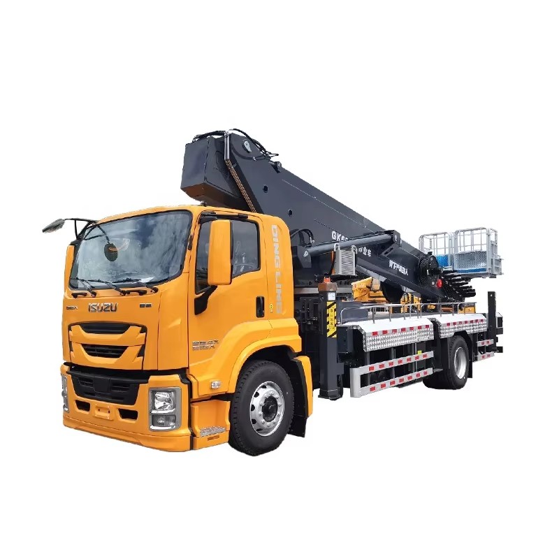 1SUZU GIGA Trak Platform Kerja Udara Berat Trak Balet Udara Ketinggian Tinggi 45m