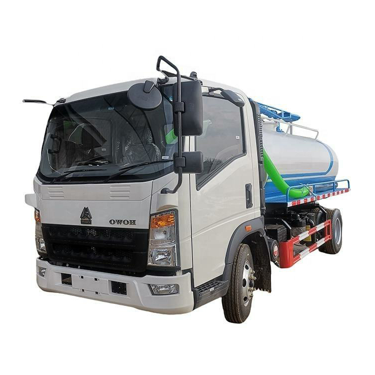 China HOWO 5 Cbm Septic Sludge Disposal Fecal Truck 4X2 Vacuum Sewage Suction Truck Untuk Dijual