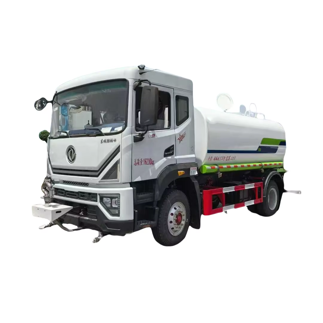 Dongfeng 13000L Truk Penyemprot Air Minum Mudah Alih Boleh Menyeram Katil Bunga Laman Semprot Truk D